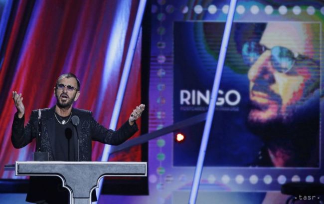 Ringo Starr chce v reakcii na streľbu v Orlande šíriť mier a lásku