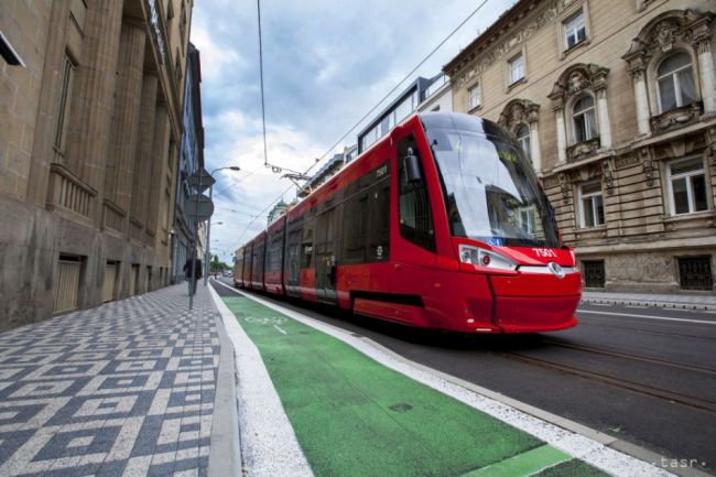 VIDEO: Do centra Bratislavy sa vrátili električky