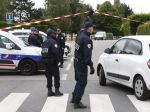 Francúzsky policajti zrejme budú mocť nosiť zbraň aj mimo služby