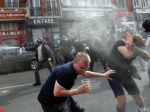 VIDEO: Polícia v Lille musela rozohnať anglických fanúšikov