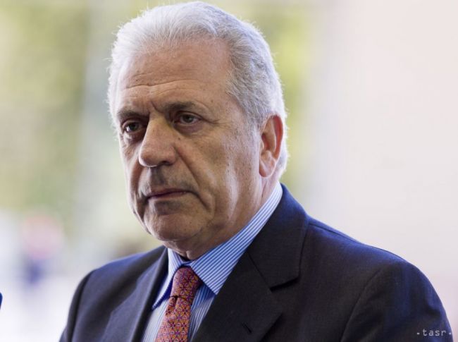 EK hodnotila opatrenia v oblasti migrácie a prijala odporúčania