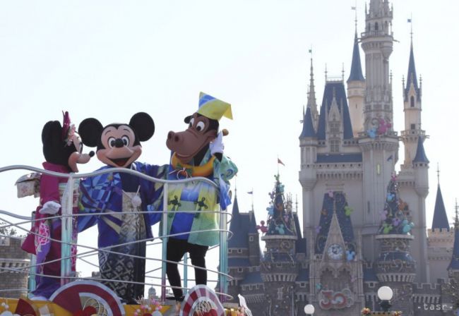 V Číne otvorili prvý Disneyho zábavný park