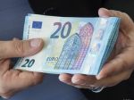 Takmer dve pätiny Slovákov nie sú schopné čeliť neočakávaným výdavkom