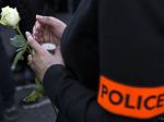 Francúzska polícia si pochodom uctila pamiatku kolegu a jeho družky