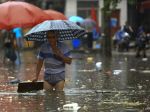 Pri búrkach a povodniach V Číne prišlo v júni o život najmenej 14 ľudí