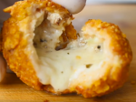 Video: Jednoduché kuracie krokety plnené syrom
