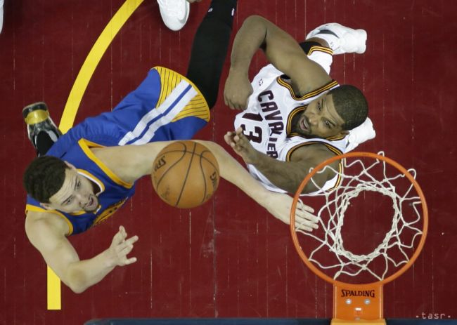 Cleveland zdolal Golden State a vynútil si rozhodujúci siedmy duel