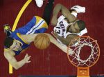 Cleveland zdolal Golden State a vynútil si rozhodujúci siedmy duel