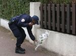 Francúzsko sa rozlúčilo so zavraždeným policajtom a jeho družkou