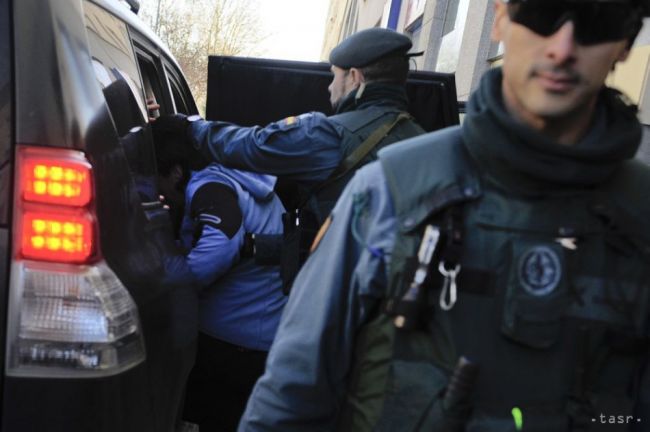 Zatknutí v Belgicku chceli útočiť cez víkend na futbalových fanúšikov