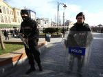 Dav útočníkov napadol fanúšikov skupiny Radiohead v Istanbule