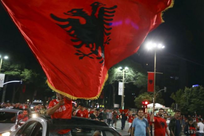 UEFA vyšetruje Albánsko a Rumunsko kvôli fanúšikom