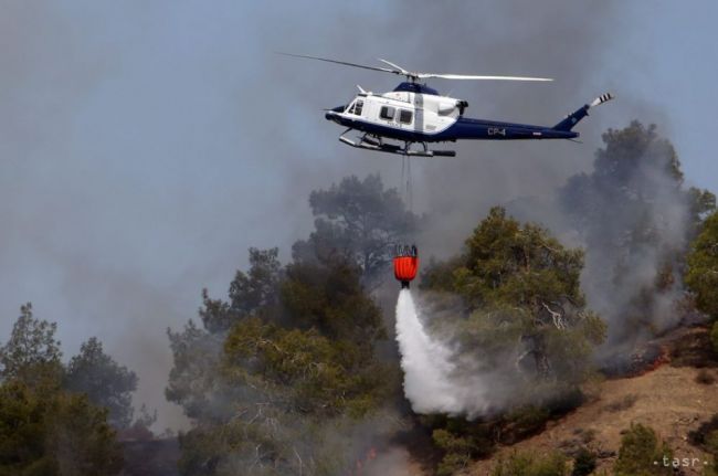 Obrovský lesný požiar na Cypre je už pod kontrolou