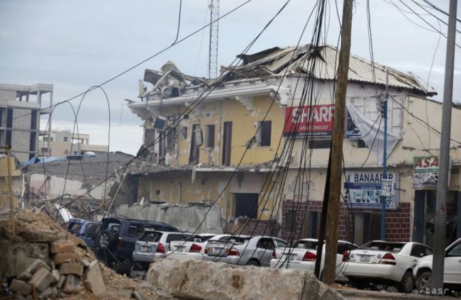 Útok v Somálsku si vyžiadal 17 obetí, zodpovednosť prebrali aš-Šabáb