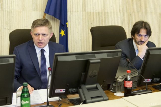 R. FICO: Treba začať hovoriť o ponuke EÚ ľuďom