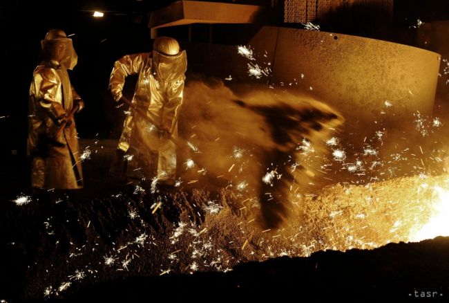 Čína chce znížiť oceliarske kapacity o 45 miliónov ton