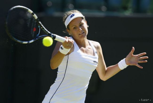 Wimbledon: Čepelová ide do 2. kola, Schmiedlovú zastavila Halepová