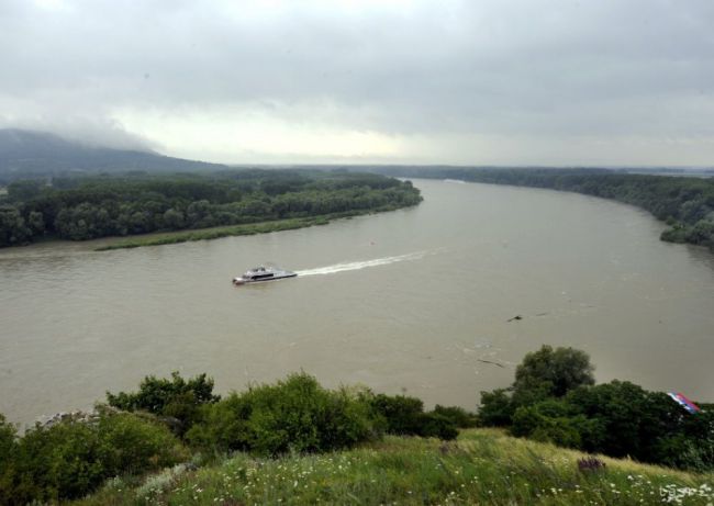 Na Dunaji sa veľa tovaru prepraví loďami, ktoré sú ekologické