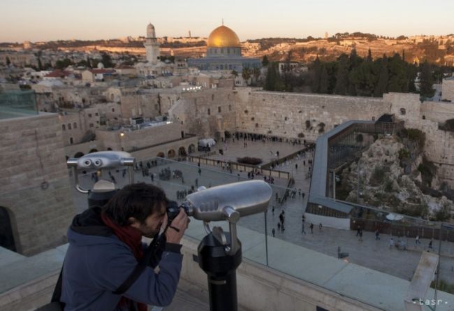Izraelská polícia zakázala židom a turistom vstup na Chrámovú horu