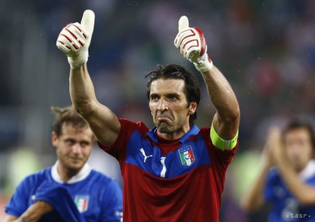 Trojica Buffon, Candreva, De Rossi chýbala na talianskom tréningu