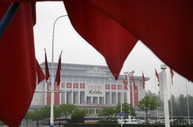 Severná Kórea po zjazde vládnucej strany zvolala svoj parlament