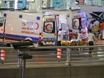 Počet obetí útokov na letisku v Istanbule stúpol na 42