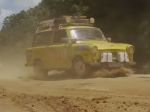 Kuriózna nehoda: Nemecký Trabant sa šmykol na slimačom slize