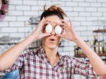 Opuchnuté oči a kruhy pod očami: Ako ich zmierniť čo najrýchlejšie