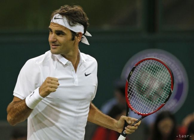 Trojka Federer hladko postúpil do osemfinále vo Wimbledone