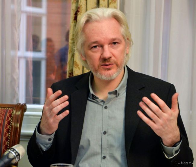Internetový aktivista Julian Assange oslavuje 45 rokov