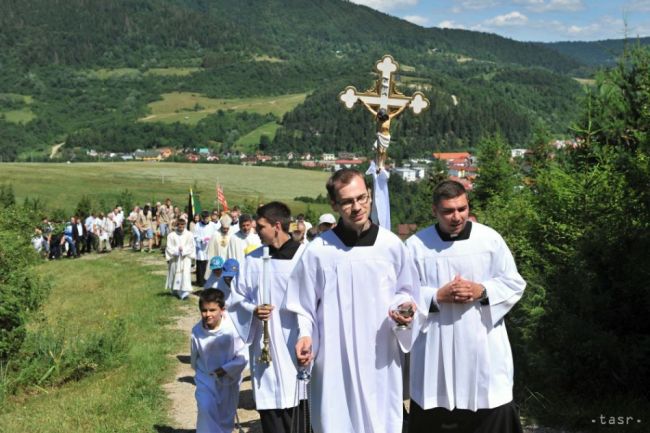 Svätá omša na vrchu Oravcove bola opäť ťažiskom Cyrilometodských dní