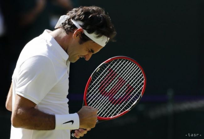 Federer otočil s Čiličom. Do semifinále Wimbledonu postúpil aj Murray