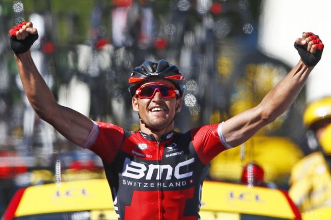 Belgičan Van Avermaet vyzliekol Sagana zo žltého dresu