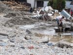Hladina rieky Jang-c'-ťiang v Číne začala po záplavách klesať