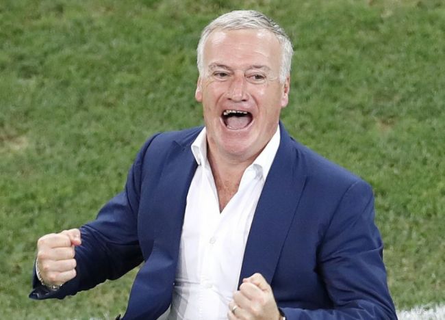 Deschamps apeluje na hráčov: Buďte hrdí, že nosíte dres Francúzska