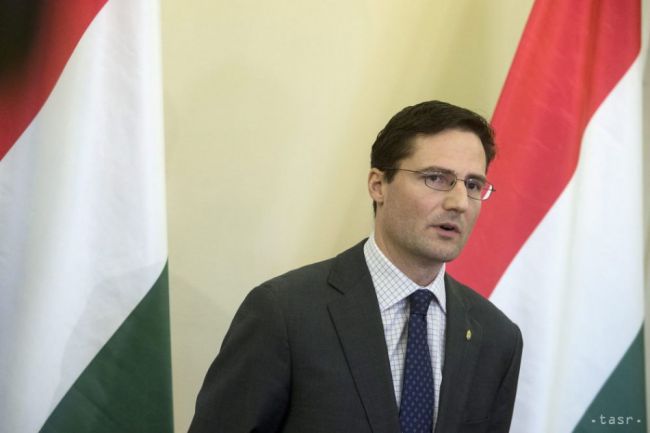 Maďarská diplomacia: Odmietame nátlak EÚ na Britániu kvôli brexitu