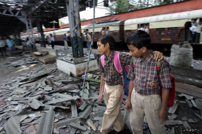 Od bombových útokov na vlaky v Bombaji uplynulo desať rokov