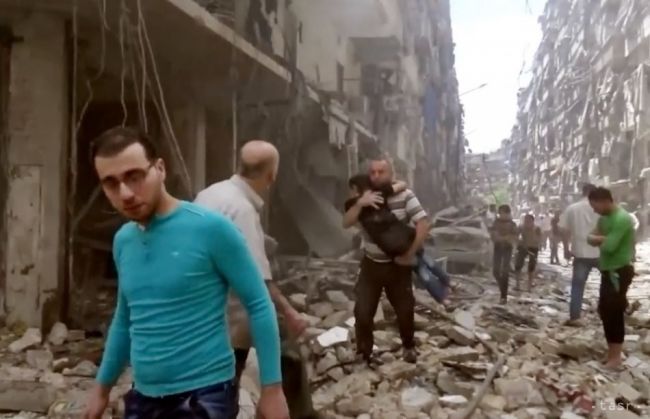 Sýrski povstalci začali útok na vládnymi silami ovládané Aleppo