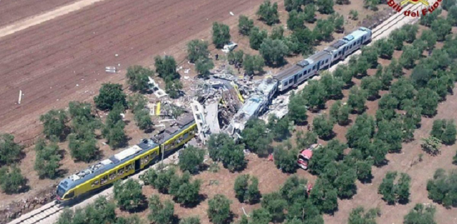 VIDEO: V Taliansku sa zrazili vlaky, hlásia najmenej 12 mŕtvych