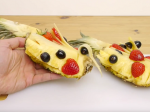 Video: Ako vyrezať z ananásu kačku