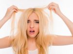 Zlozvyky, ktorými ničíme naše vlasy
