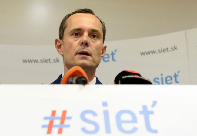 #Sieť stojí za R. Kaliňákom a R. Ficom, rozhodlo predsedníctvo strany