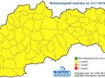 Meteorológovia varujú pred búrkami aj povodňou