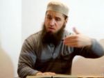 Rakúsko: V procese s džihádistami odsúdili kazateľa na 20 rokov