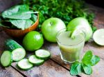 3 recepty na špenátovo-jablkové smoothies pre silnejšie kosti a lepší zrak