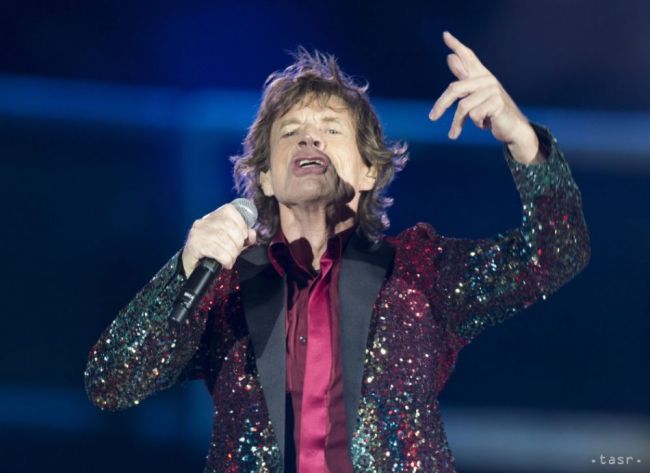 Priateľka Micka Jaggera čaká dieťa, bude to už jeho ôsme