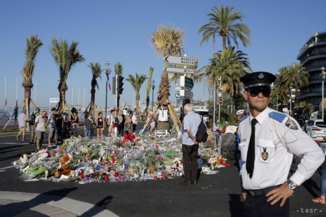 Manželka páchateľa útoku v Nice je opäť na slobode