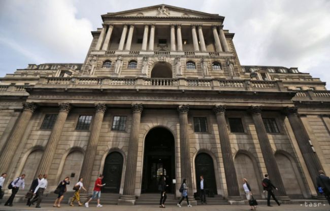 WEALE: Bank of England by mala počkať so znižovaním úrokových sadzieb