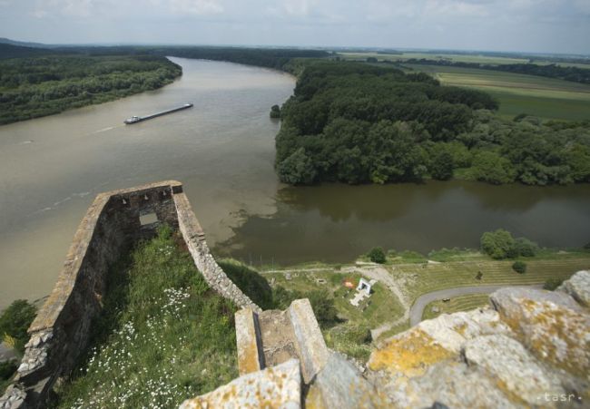 V Merice na bratislavskom Devíne stále trvá mimoriadna situácia