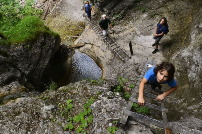 V Slovenskom raji i na Spiši sa môžete vydať po Šťastíkových stopách